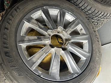 2855020: Литой автомобильный диск с шиной от LX570 Характеристики по фото: - — 1