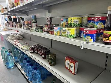 Аренда магазинов: Предлагается к продаже продуктовый магазин, расположенный на видном — 11