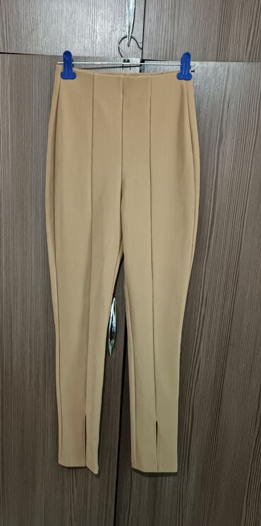 Костюмы с юбкой: Покупали 4500. Одевали всего лишь 3 раза — 16