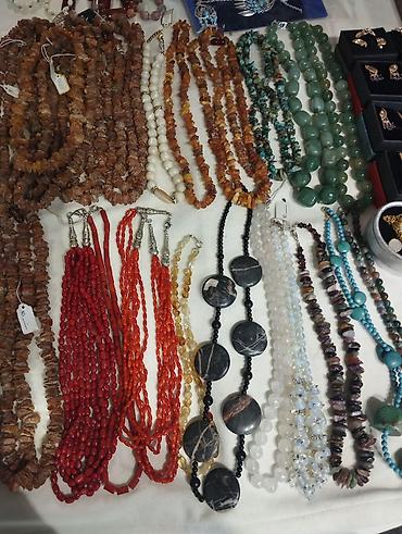 Наборы украшений: Набор браслетов из натуральных камней на эластичной нити. Украшения из — 9