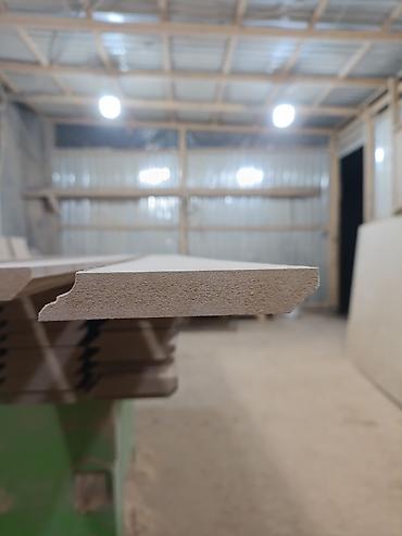 Стандартный плинтус: Плинтус МДФ покрашенный - Материал: МДФ высокой плотности. - Профиль — 9