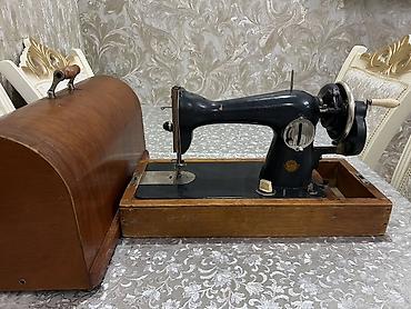 Спорт и хобби: Mexanik tikiş maşını – retro model, taxta baza. Heç bir problemi — 1