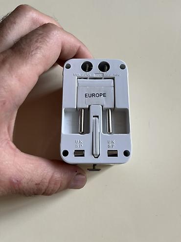 bk 1500: Elexon Universal Travel Adaptor – Surge Protector və USB çıxışlı - — 3