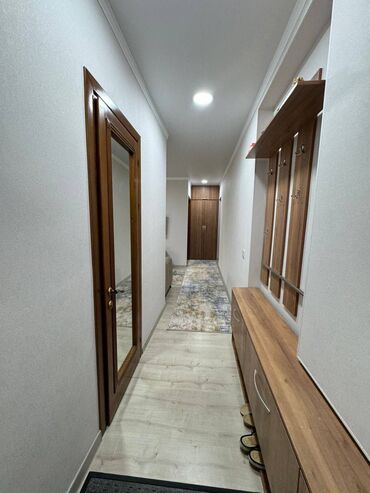 продажа квартиры в бишкеке: 3 комнаты, 60 м², Сталинка, 2 этаж, Евроремонт