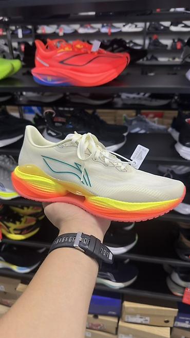39: Лёгкие беговые кроссовки Li-Ning - Назначение: ежедневные пробежки — 4