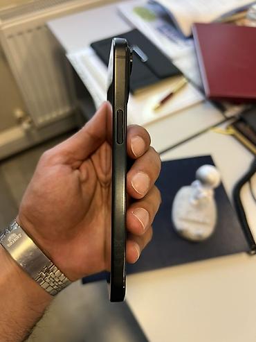 iphone 15 2 ci el: IPhone 15, 128 GB, Qara, Face ID — 4