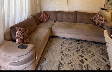 Yataq otağı dəstləri: Künc divan, İşlənmiş, Açılan, Bazalı, Parça, Çatdırılma yoxdur
