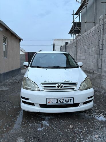 где купить машину дешевле: Toyota Ipsum: 2004 г., 2 л, Механика, Дизель, Универсал