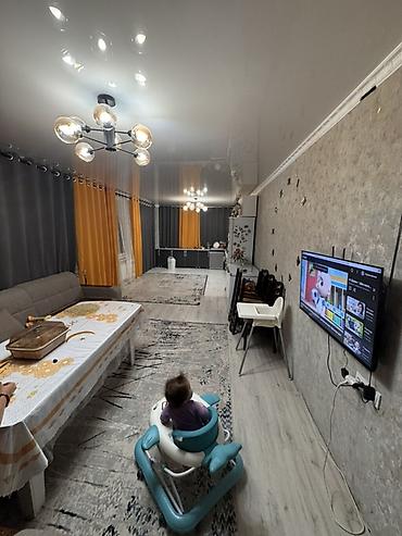 Продажа коттеджей и домов: 🔥 Шашылыш сатылат! 🔥 Эки кабаттуу, кең жана ыңгайлуу үй сатылат. Үйдө — 8