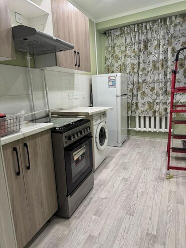 квартира төкөлдөш: 3 бөлмө, Менчик ээси, Толугу менен эмереги бар