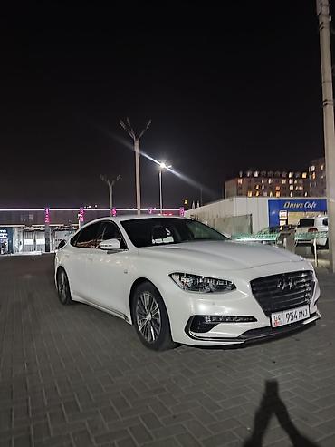 gra: Hyundai Grandeur: 2019 г., 2.4 л, Автомат, Гибрид, Седан — 1