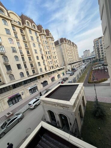 Продажа домов: 2 комнаты, 74 м², Элитка, 3 этаж, Дизайнерский ремонт