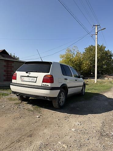 Volkswagen: Volkswagen Golf: 1994 г., 1.6 л, Механика, Бензин, Хэтчбэк — 2