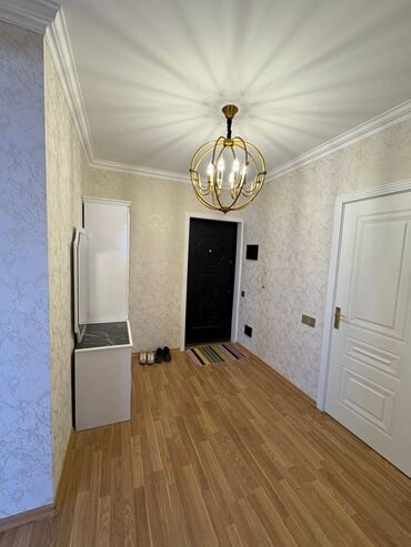 Uzunmüddətli kirayə mənzillər: Evde 2 qiz yasayir. 2 qiz axtarilir. Telebe ve yaxud isleyen xanimda — 6