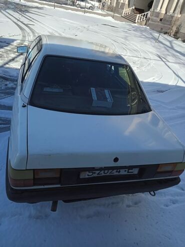 Продажа авто: Audi 100: 1986 г., 1.8 л, Бензин, Седан