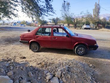 Volkswagen: Volkswagen Jetta: 1986 г., 1.8 л, Механика, Бензин, Седан