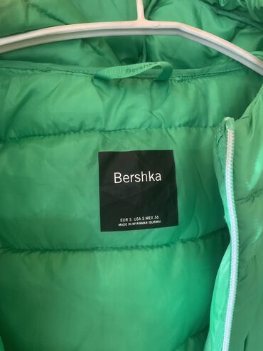 Kurtkalar: Gödəkçələr Bershka və Pull&Bear. Almaniyadan alınıb. 2-ci və -da lalafo.az — 2 Kurtkalar: Gödəkçələr Bershka və Pull&Bear. Almaniyadan alınıb. 2-ci və — 2