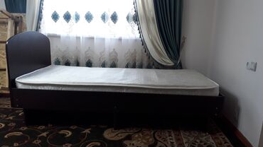 2 этажный кроват: Односпальная Кровать, Б/у