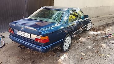спринтер рассрочку: Mercedes-Benz 220: 1989 г., 0.4 л, Механика, Бензин, Седан — 2