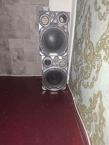 toy ucun kalonka: JVC səs sistemi üçün iki mərtəbəli passiv akustik kolonka - Marka — 1