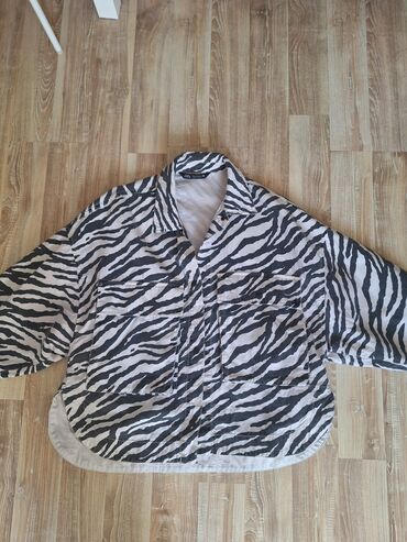 canda jakne: Zara zebrasta platnena jakna, xs velicina, ali je bas oversized