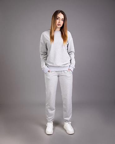 Gornji i donji deo: Ženski komplet trenerke – duks + donji deo Ik - Udoban duks sa — 12