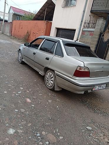 Daewoo Nexia: 2007 г., 1.5 л, Механика, Бензин, Седан