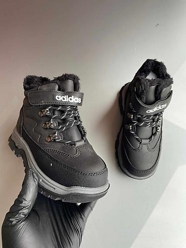 Čizme: Adidas čizme duboke dečije cipele NOVO Novo Brojevi 25 do 36 fb — 11