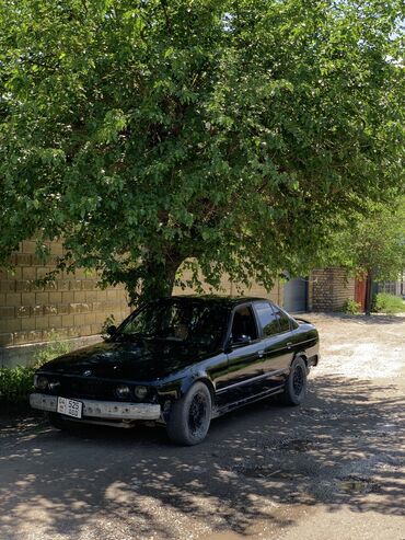 bmw x6 50i xdrive: BMW 5 series: 1991 г., 4 л, Механика, Бензин, Седан
