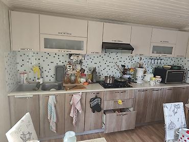 Mətbəx mebeli dəsti - Üst şkaflar: 6 bölmə, ikisində mat şüşəli lalafo.az -da Mətbəx mebeli dəsti - Üst şkaflar: 6 bölmə, ikisində mat şüşəli