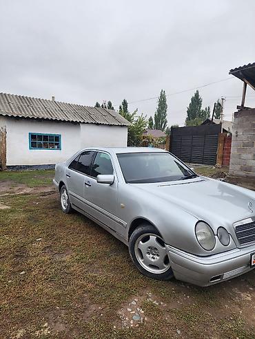 Mercedes-Benz E-Class: 1995 г., 2 л, Механика, Бензин