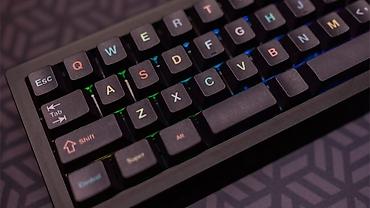 Клавиатуры: Клавиатура, Yunzii, Механическая, Bluetooth, Проводное подключение, Размер: 40% — 7