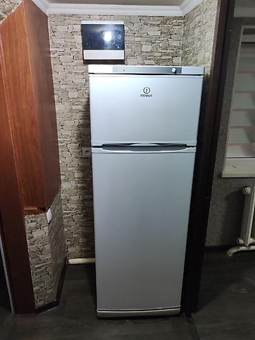 Долгосрочная аренда домов: Сдаю 2 к. квартиру. Сдается полдома . Удобства как в двухкомнатной — 4