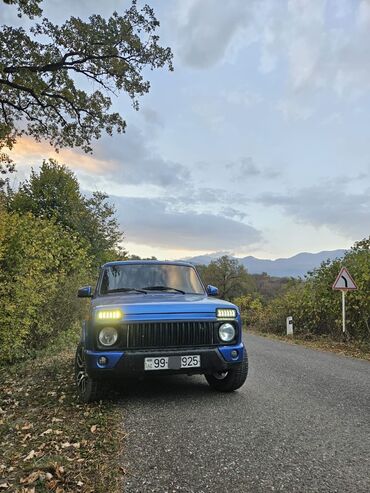 VAZ (LADA): VAZ (LADA) 4x4 Niva: 1.7 l | 2018 il 64400 km Ofrouder/SUV -da lalafo.az — 4 VAZ (LADA): VAZ (LADA) 4x4 Niva: 1.7 l | 2018 il 64400 km Ofrouder/SUV — 4