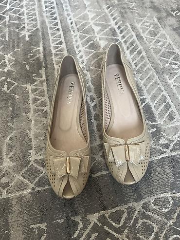 такан: Туфли, 35, Verona, Новый, цвет - Бежевый, Самовывоз, Платная доставка — 2