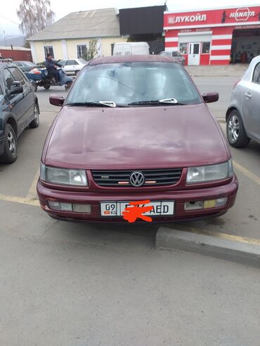 Volkswagen: Volkswagen Passat: 1994 г., 2 л, Бензин, Седан