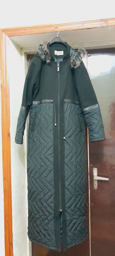 arendaya avtomobil verirem: Женская куртка L (EU 40), цвет - Черный