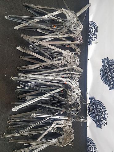 w: Петли капота Mercedes-Benz, Б/у, Оригинал — 2