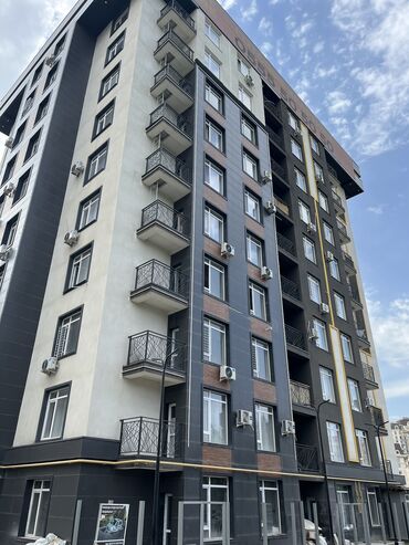 снять квартиру в частном секторе: 2 бөлмө, 72 кв. м, Элитка, 8 кабат, ПСО (өзү оңдоп түзөтүп бүтүү үчүн)