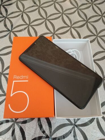 telefon üçün yaddaş kartı: Xiaomi Redmi 5, 32 GB, rəng - Qara