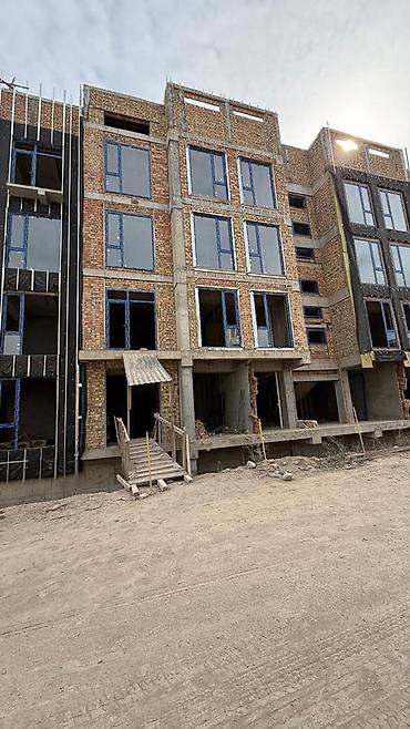 Продажа квартир: 3 комнаты, 98 м², Орто-Сай с. Элитка, 1 этаж, ПСО (под самоотделку) — 1