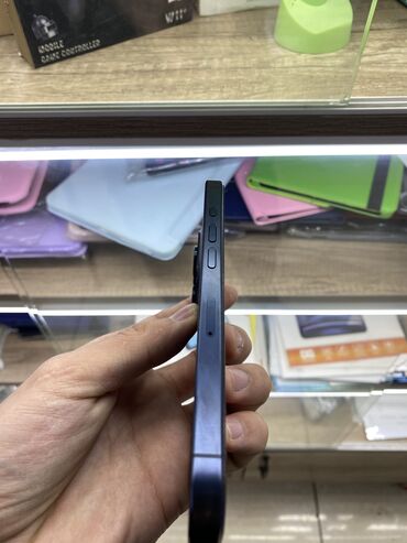 Apple iPhone: IPhone 15 Pro, Б/у, 128 ГБ, Blue Titanium, Чехол, Коробка, 100 %