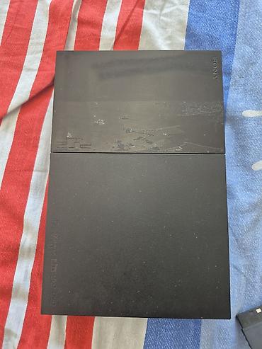 PS2 & PS1 (Sony PlayStation 2 & 1): Sony PlayStation 2 Slim komplekti Paketə daxildir: - PS2 Slim konsolu — 8