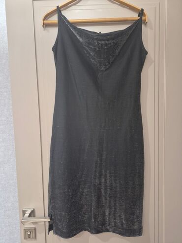 Ziyafət donları: Qara-xamelyon. dizdən M ölçü