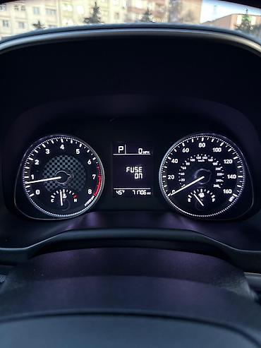 Hyundai: Hyundai Elantra: 2 l | 2019 il Sedan — 9