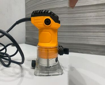 Дрели: Фрезер LEIYA LY-M6301 мощностью 550 Вт . Предназначен для обработки — 9