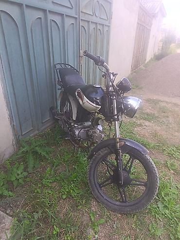 elektrik mühərrikləri: Moped / kiçik motosiklet – benzinli, 4-takt mühərrikli Reng ag qara — 4