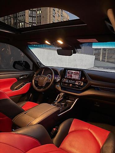 Toyota: Toyota Highlander: 2021 г., 3.5 л, Автомат, Бензин, Кроссовер — 7