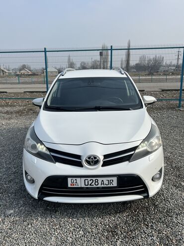 Toyota: Toyota Verso: 2013 г., 1.8 л, Автомат, Бензин, Минивэн