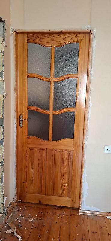 otag qapilar: Qonaq otağı üçün İşlənmiş Otaq qapısı 90x210 sm Zamok ilə, Zəmanətsiz, Ödənişli quraşdırma, Ünvandan götürmə — 1